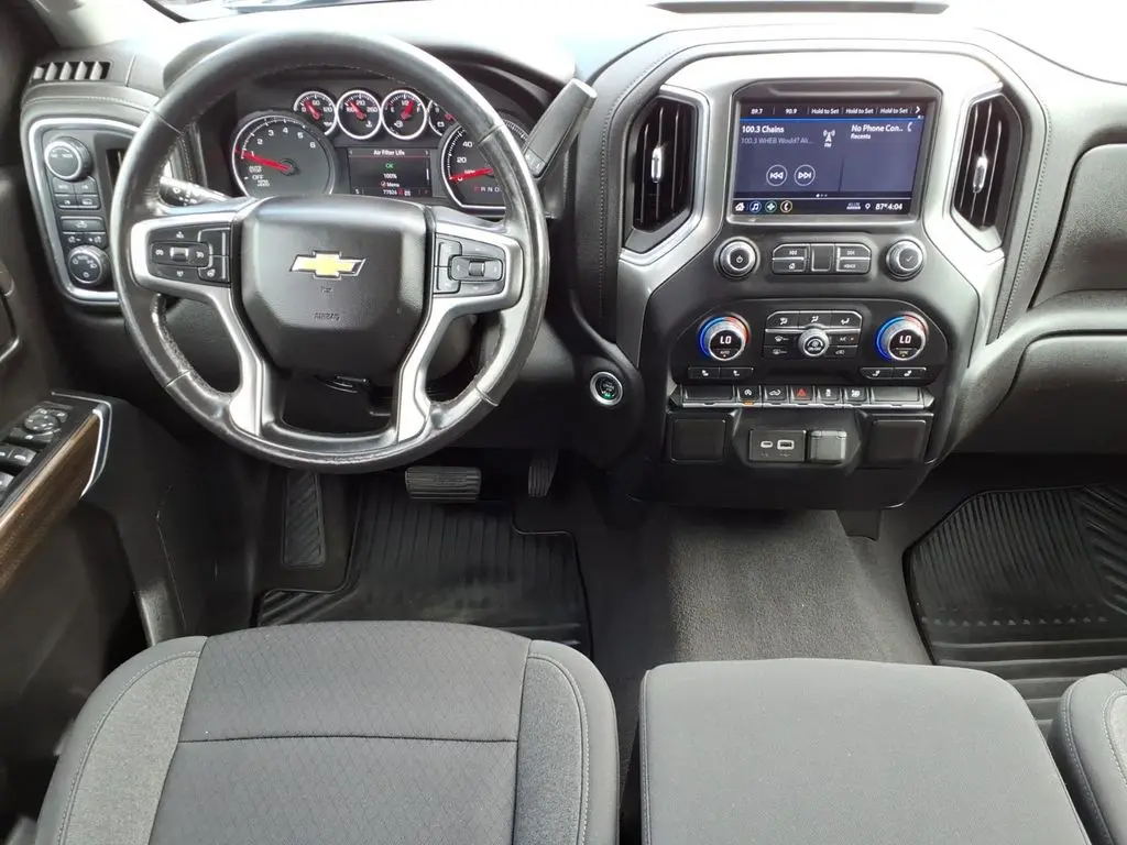 2021 Chevrolet Silverado - $27,500