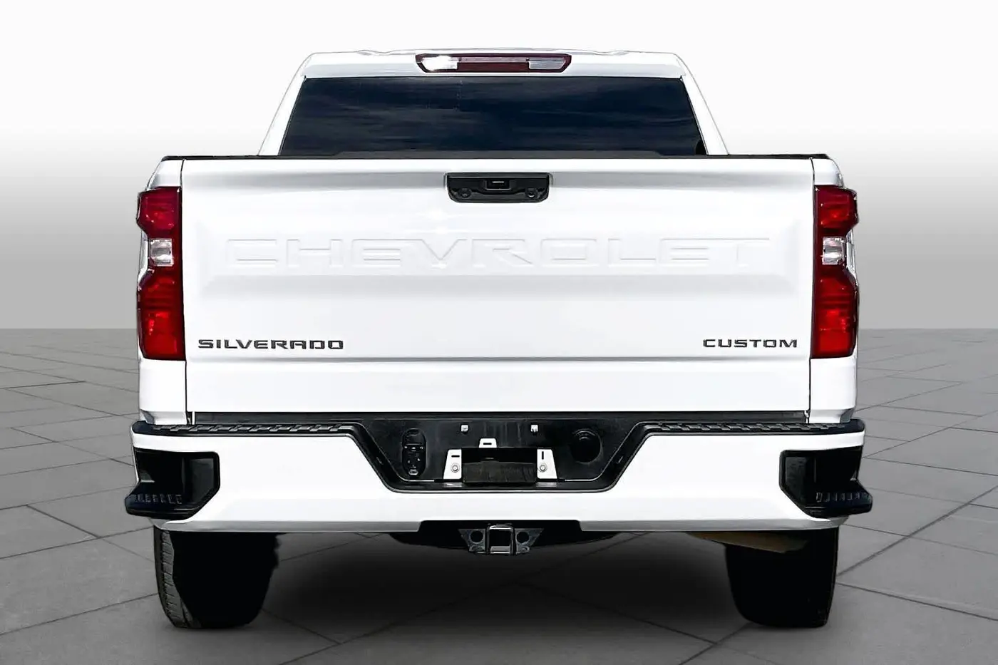 2023 Chevrolet Silverado - $24,991