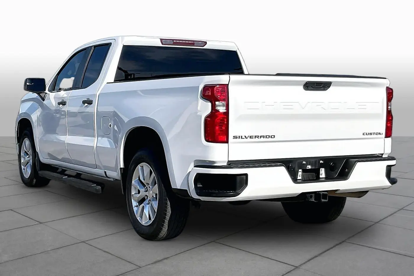 2023 Chevrolet Silverado - $24,991