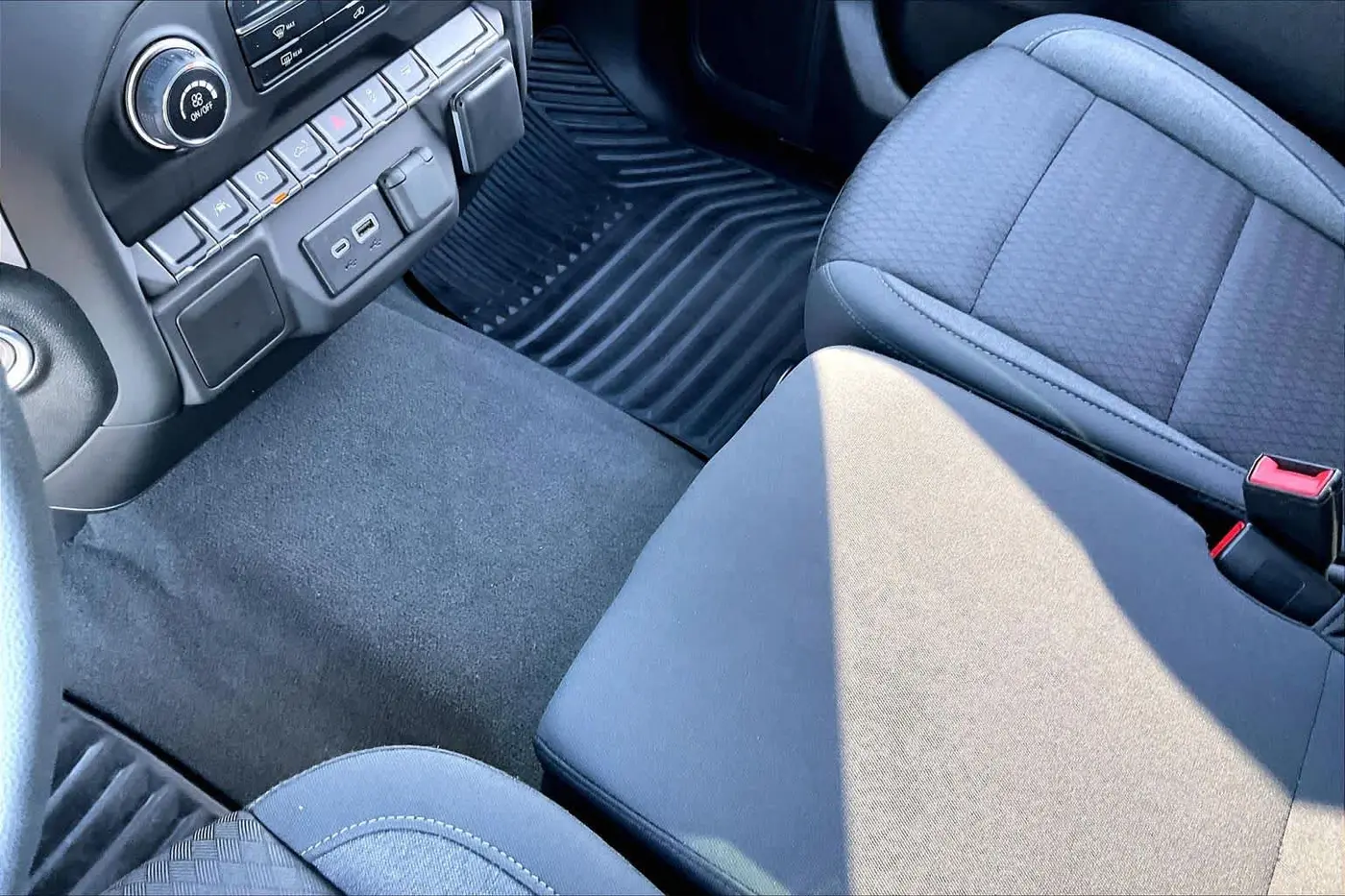 2023 Chevrolet Silverado - $24,991
