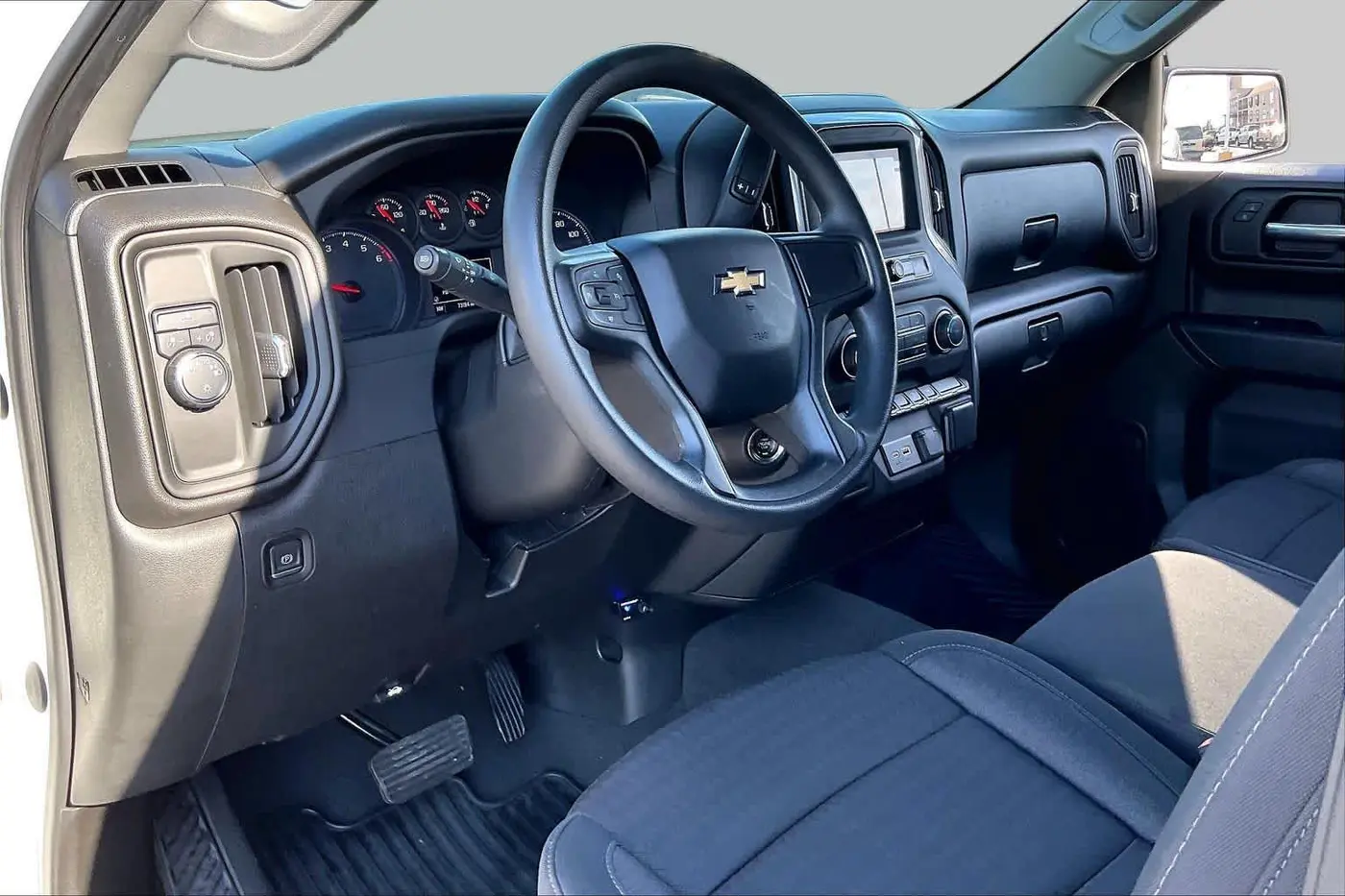 2023 Chevrolet Silverado - $24,991
