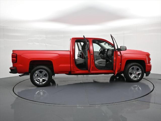 2018 Chevrolet Silverado - $13,890