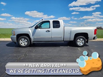 2011 Chevrolet Silverado 1500 4X2 LT 4DR Extended Cab 6.5 FT. SB