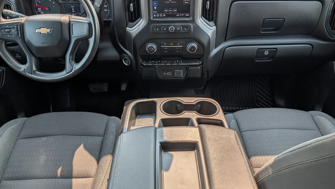 2024 Chevrolet Silverado 1500 Custom