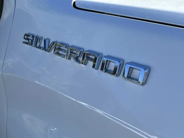 2023 Chevrolet Silverado - $32,961