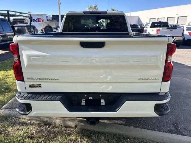 2023 Chevrolet Silverado - $32,961