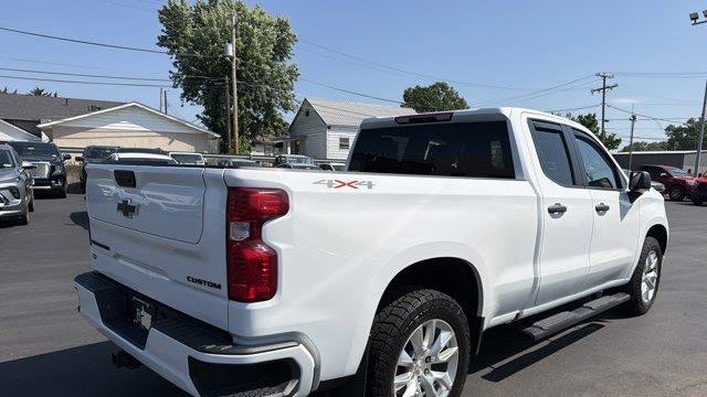 2023 Chevrolet Silverado 1500 Custom