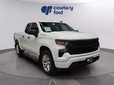 2022 Chevrolet Silverado 1500 4X4 Custom 4DR Double Cab 6.6 FT. SB