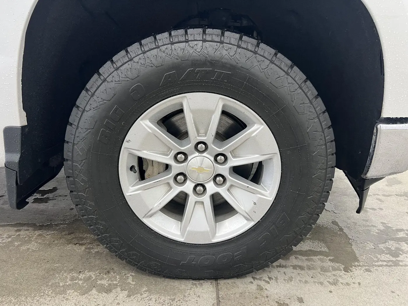 2022 Chevrolet Silverado - $24,795