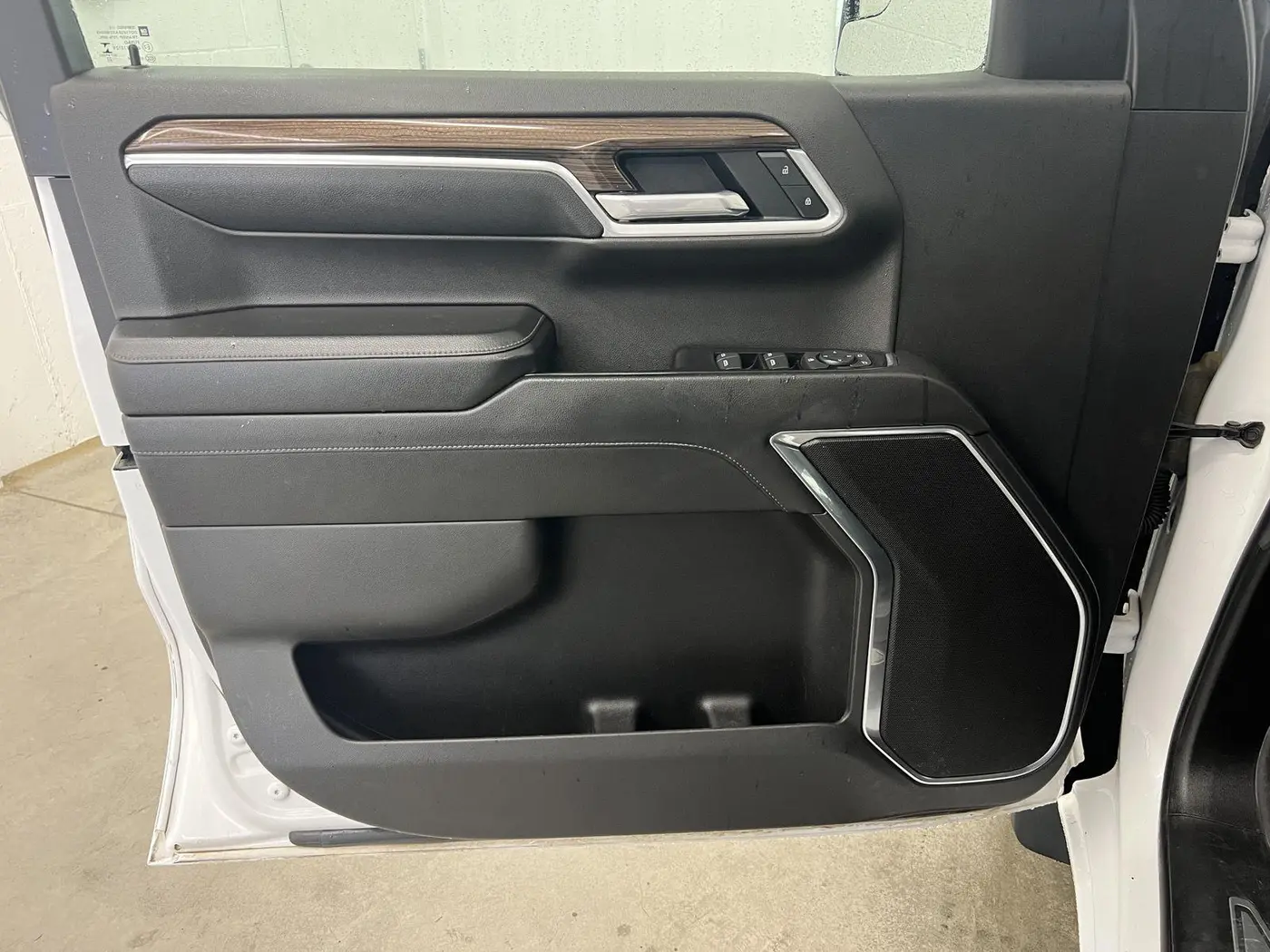 2022 Chevrolet Silverado - $24,795