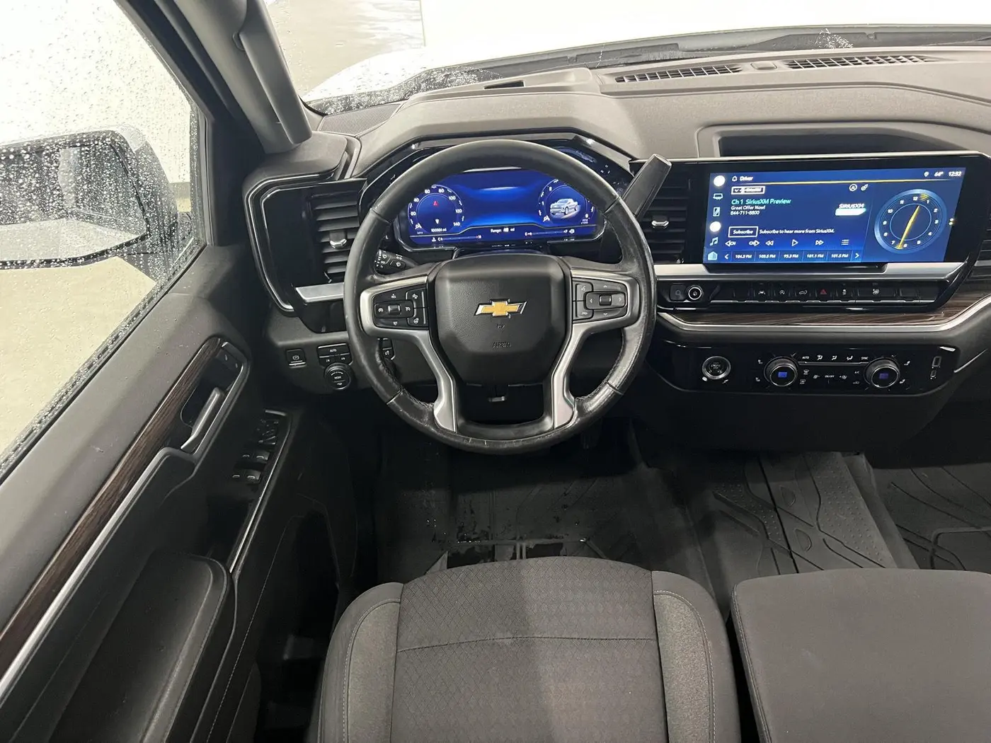 2022 Chevrolet Silverado - $24,795