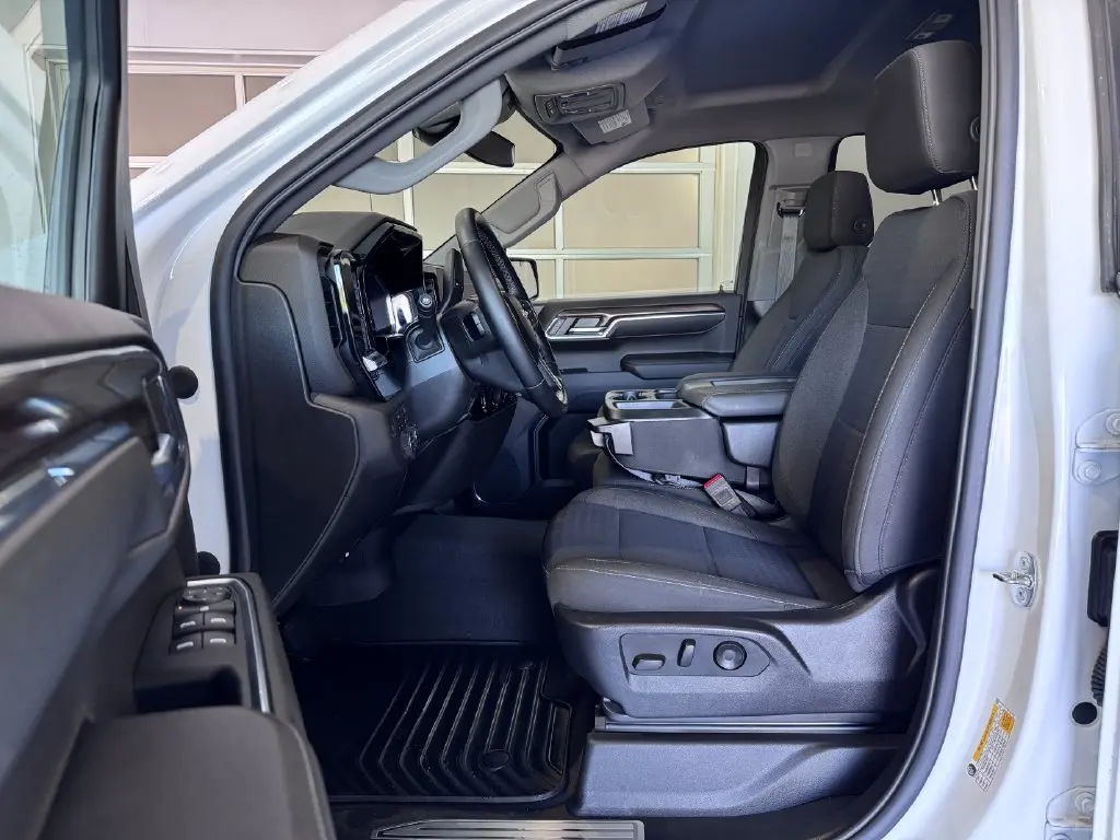 2023 Chevrolet Silverado - $36,987
