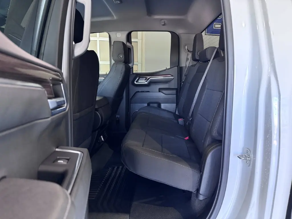 2023 Chevrolet Silverado - $36,987