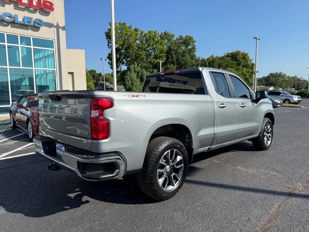 2023 Chevrolet Silverado - $35,369