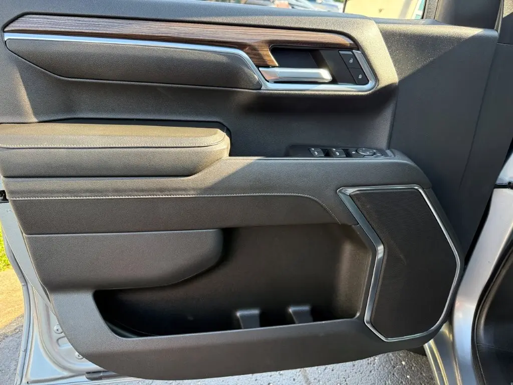 2023 Chevrolet Silverado - $35,369