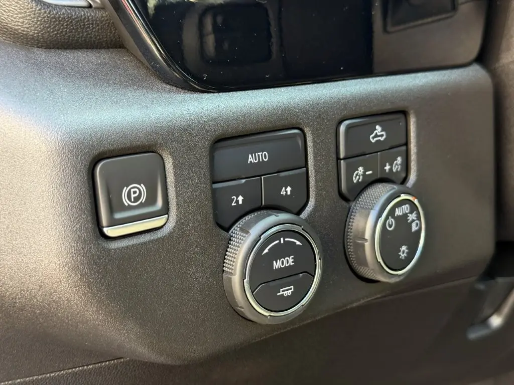2023 Chevrolet Silverado - $35,369