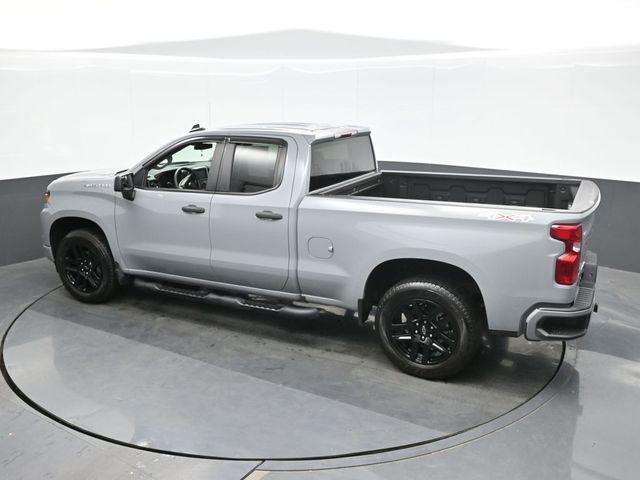 2025 Chevrolet Silverado - $37,881