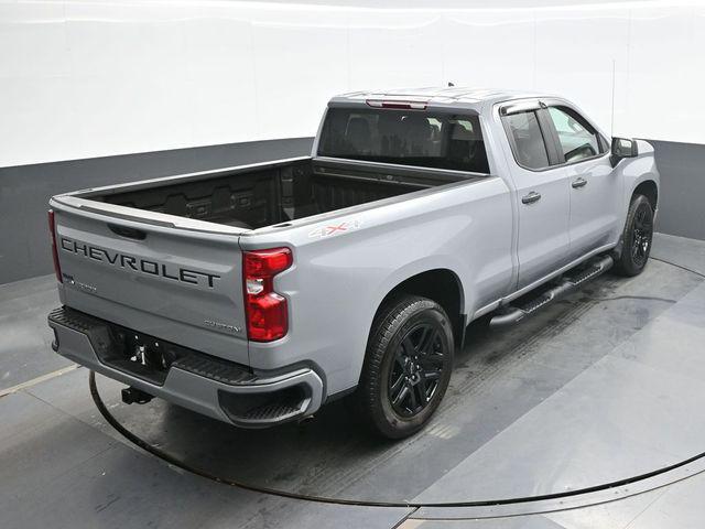2025 Chevrolet Silverado - $37,881