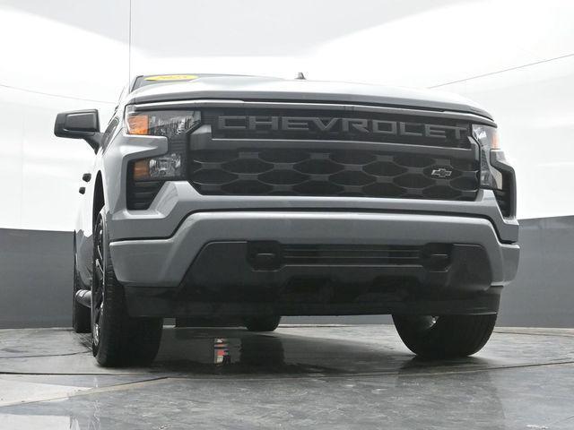 2025 Chevrolet Silverado - $37,881