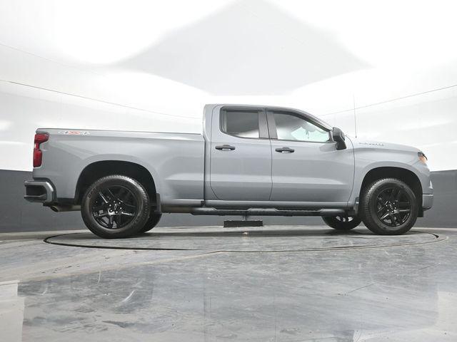2025 Chevrolet Silverado - $37,881