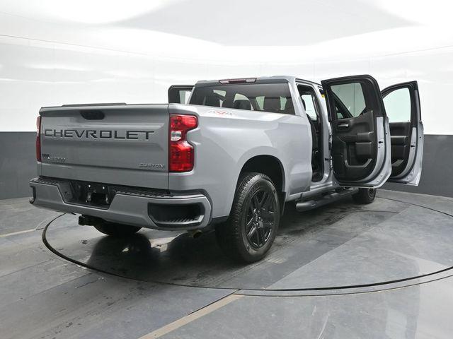 2025 Chevrolet Silverado - $37,881