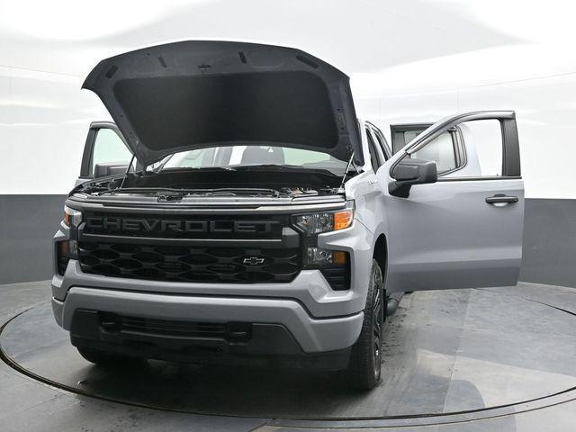 2025 Chevrolet Silverado - $37,881