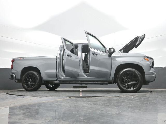 2025 Chevrolet Silverado - $37,881