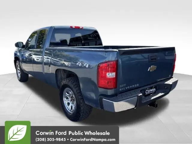 2011 Chevrolet Silverado - $5,988