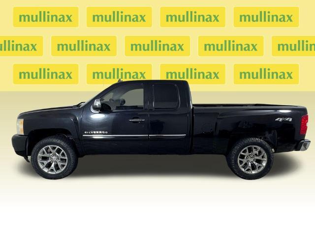 2011 Chevrolet Silverado - $12,900