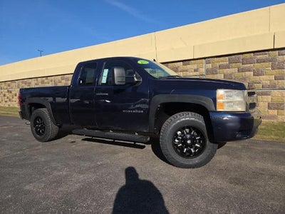 2011 Chevrolet Silverado 1500 4X4 LT 4DR Extended Cab 6.5 FT. SB