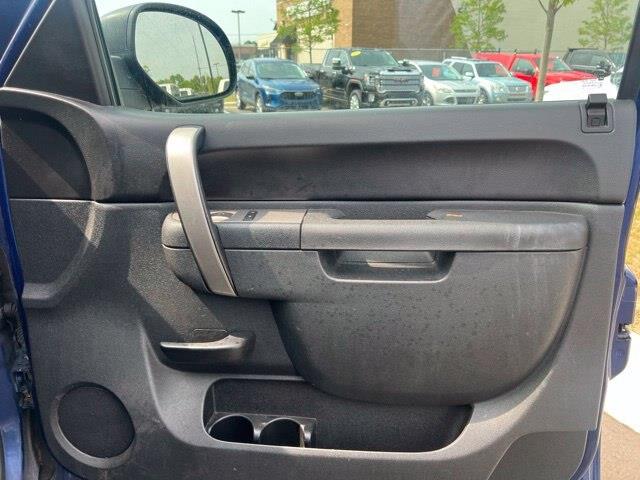 2013 Chevrolet Silverado - $10,997