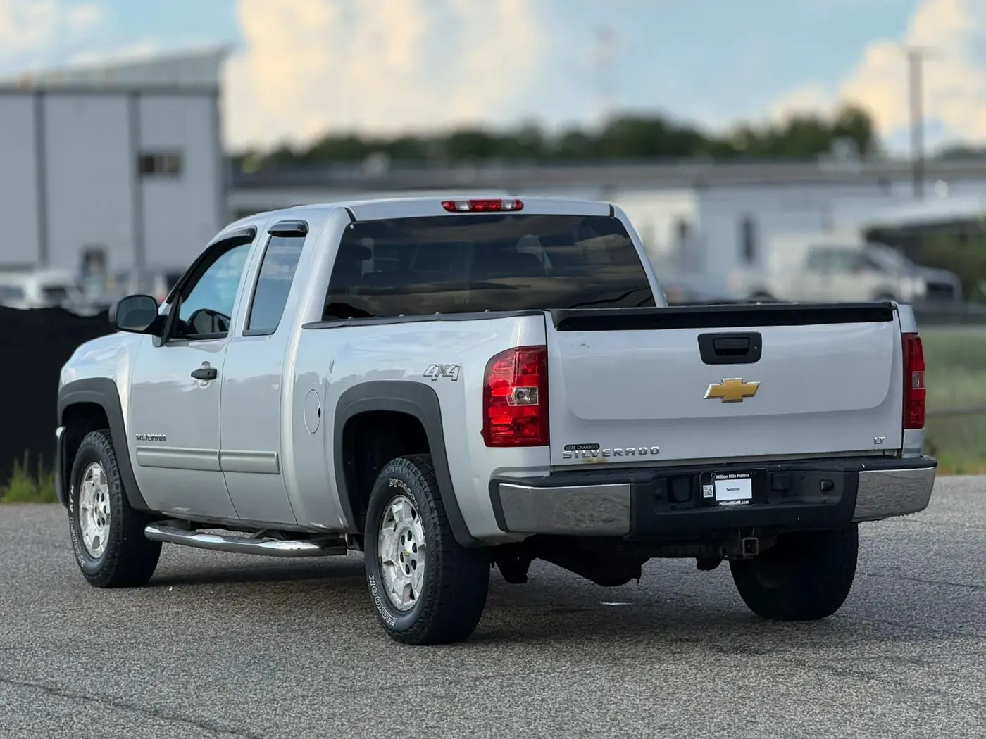 2013 Chevrolet Silverado - $15,950