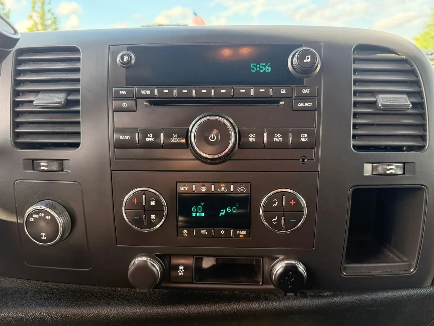 2013 Chevrolet Silverado - $15,950