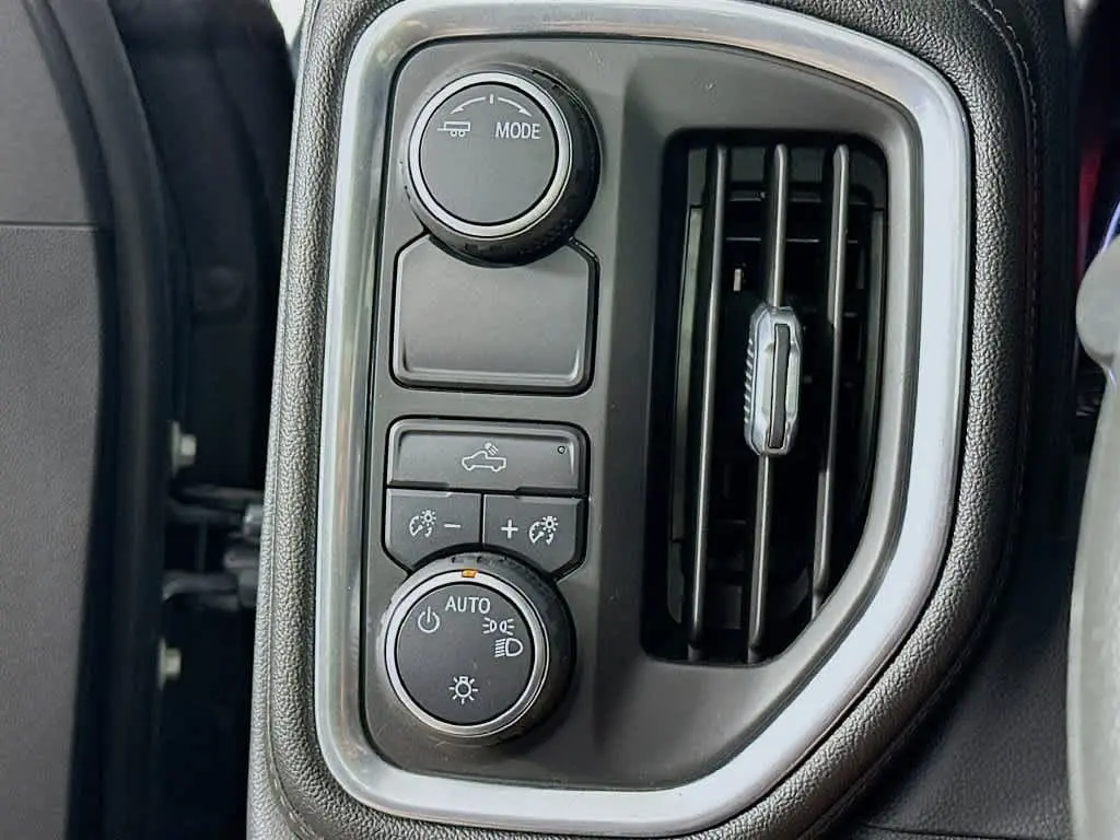 2020 Chevrolet Silverado - $14,939