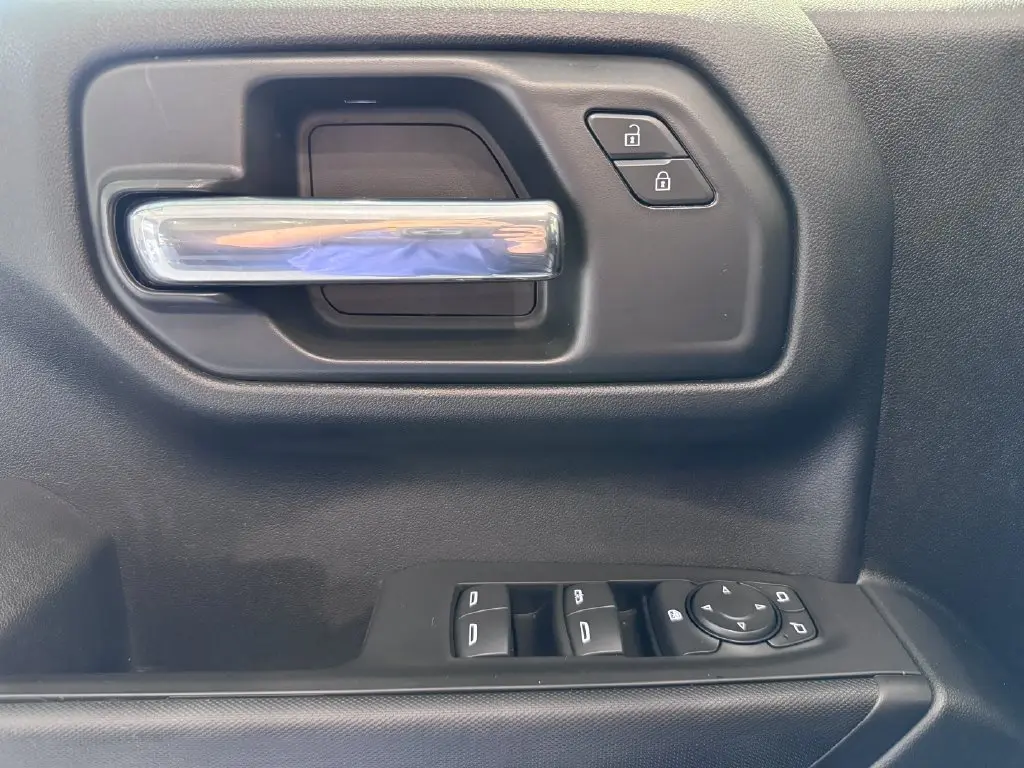 2021 Chevrolet Silverado - $25,987