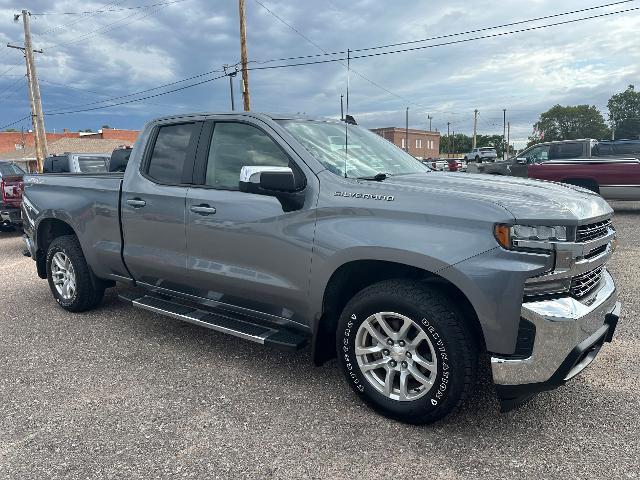 2019 Chevrolet Silverado - $17,900