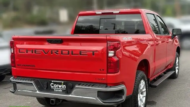 2024 Chevrolet Silverado 1500 LT