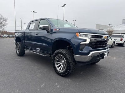 2022 Chevrolet Silverado 1500 4X4 LT 4DR Crew Cab 5.8 FT. SB W/1LT