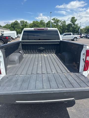 2023 Chevrolet Silverado - $33,204