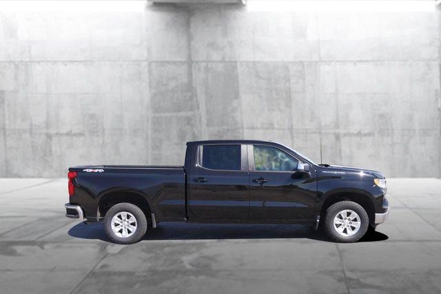 2022 Chevrolet Silverado - $32,920