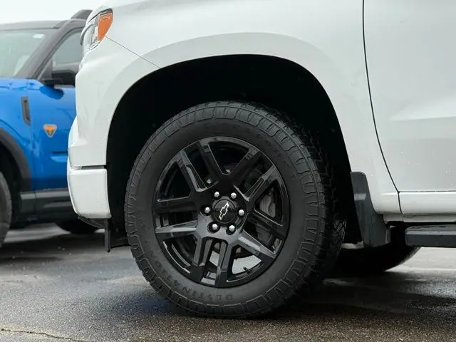 2024 Chevrolet Silverado - $43,000