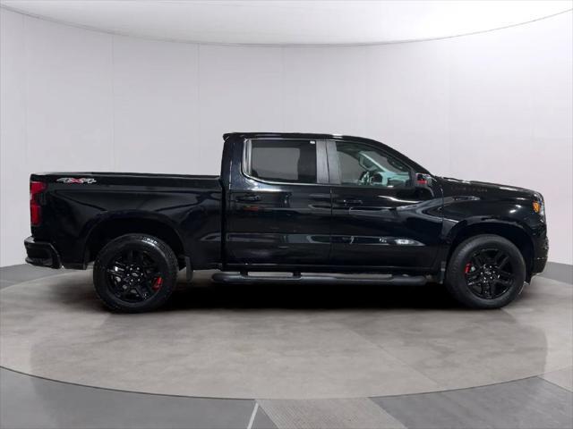 2023 Chevrolet Silverado - $42,995