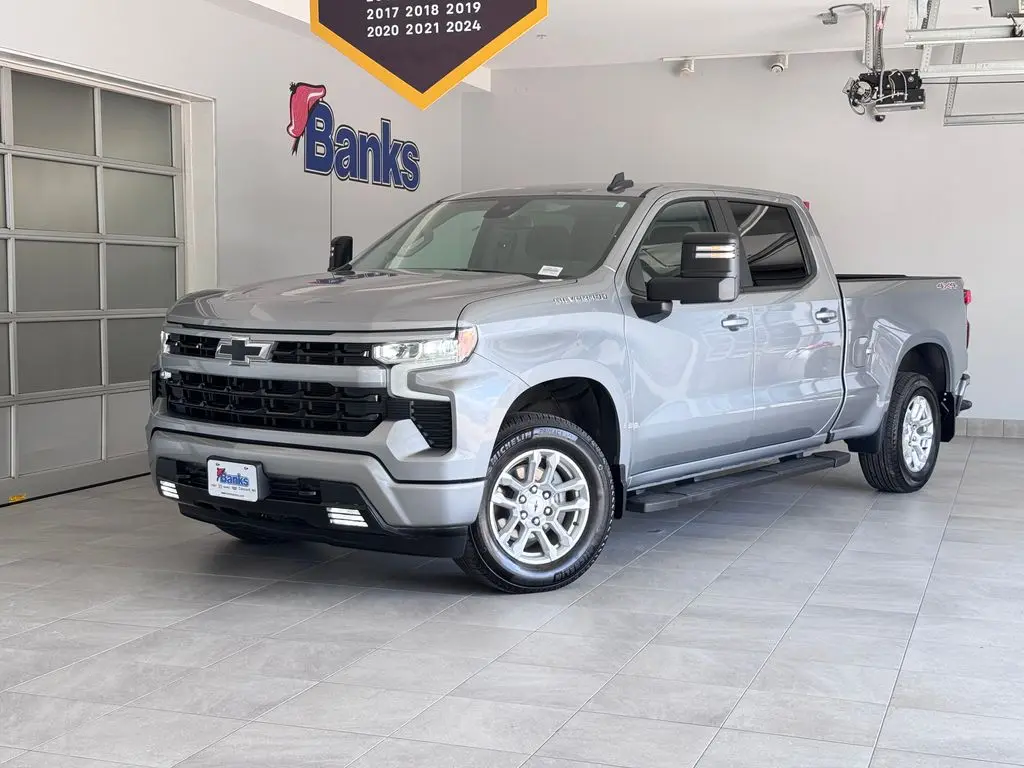 2024 Chevrolet Silverado - $42,987