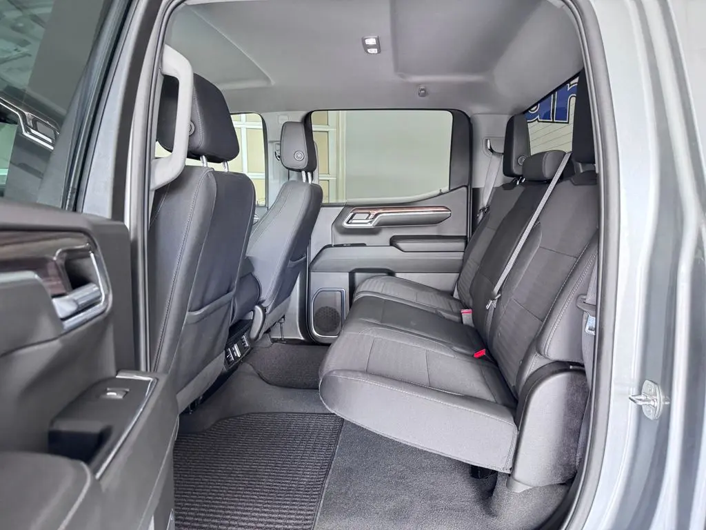 2024 Chevrolet Silverado - $42,987