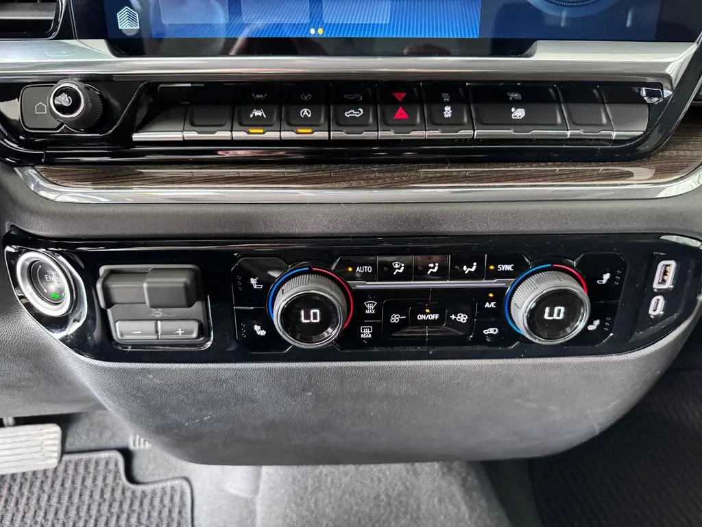 2024 Chevrolet Silverado - $42,987