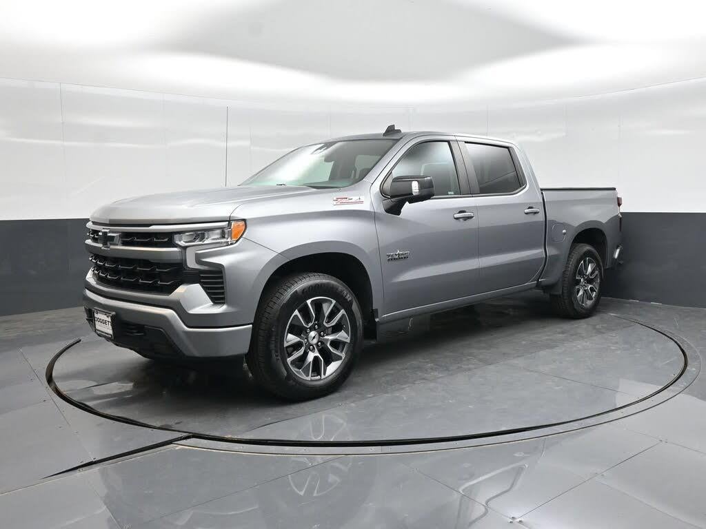 2023 Chevrolet Silverado - $38,599