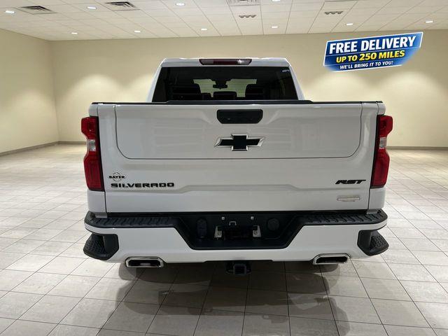 2022 Chevrolet Silverado - $38,615