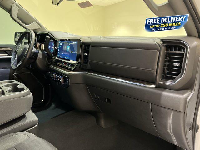 2022 Chevrolet Silverado - $38,615