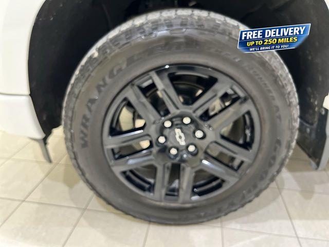 2022 Chevrolet Silverado - $38,615