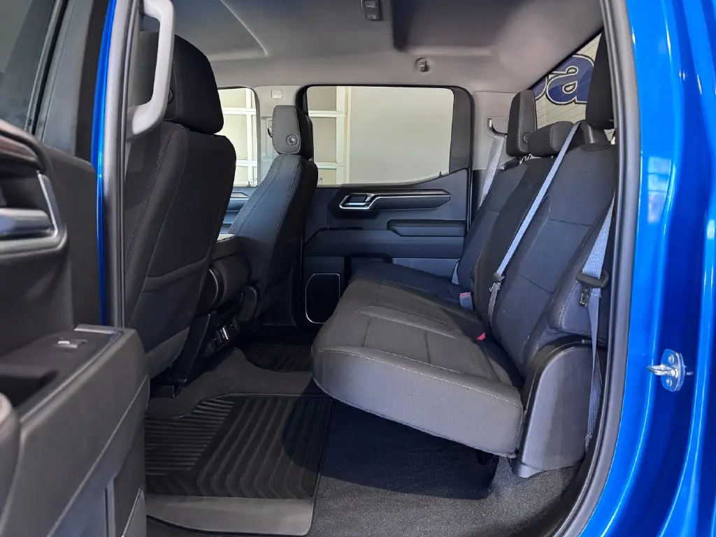 2022 Chevrolet Silverado - $41,987